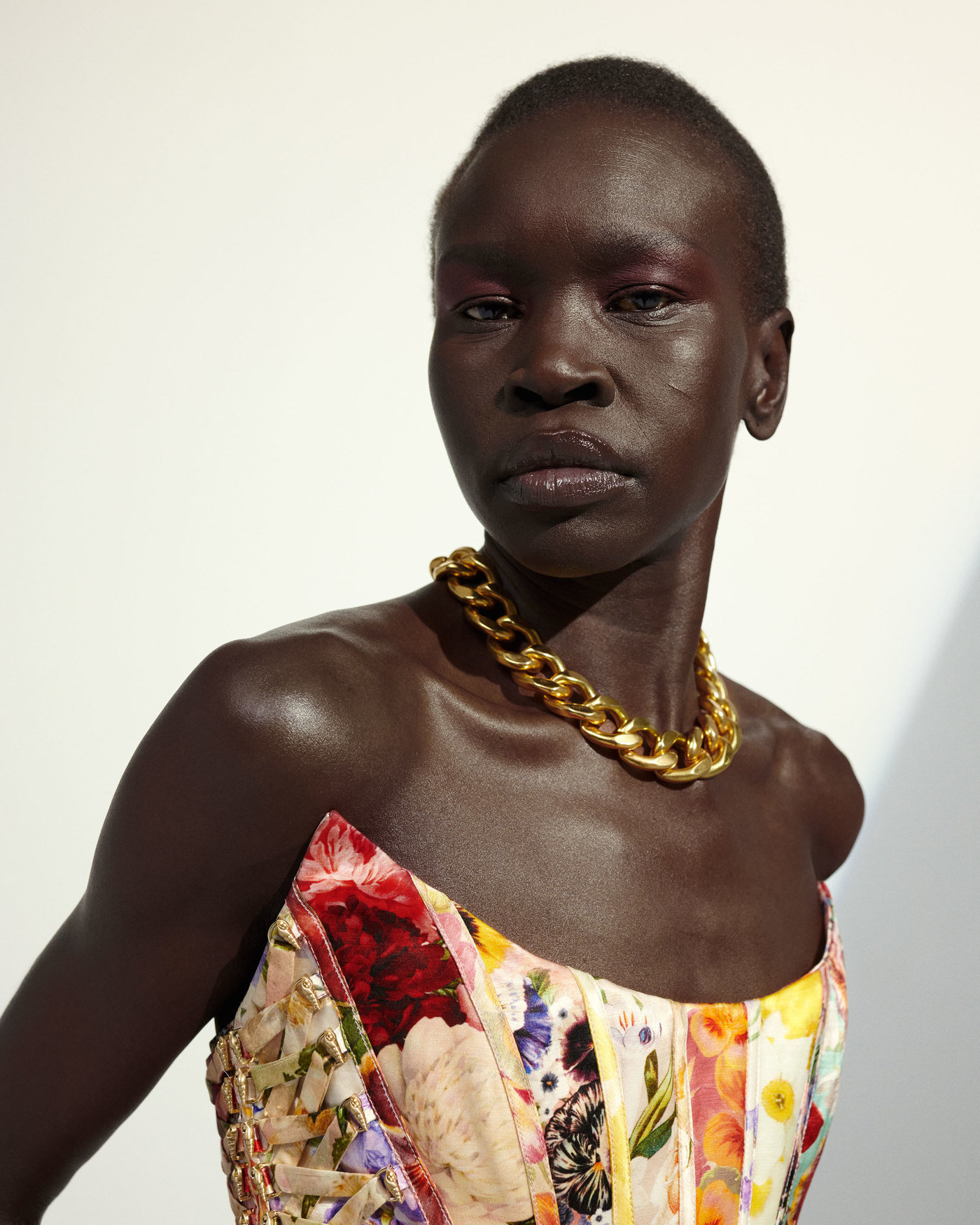 Alek wek 05 1400 xxx q85